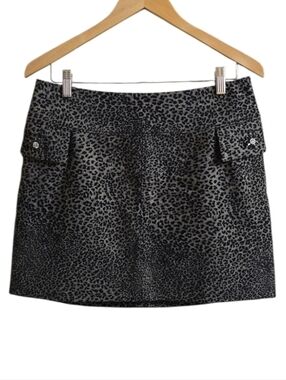 Bill Burns Black Wool Blend Textured Leopard Rhinestone Pockets Skirt. Size 8